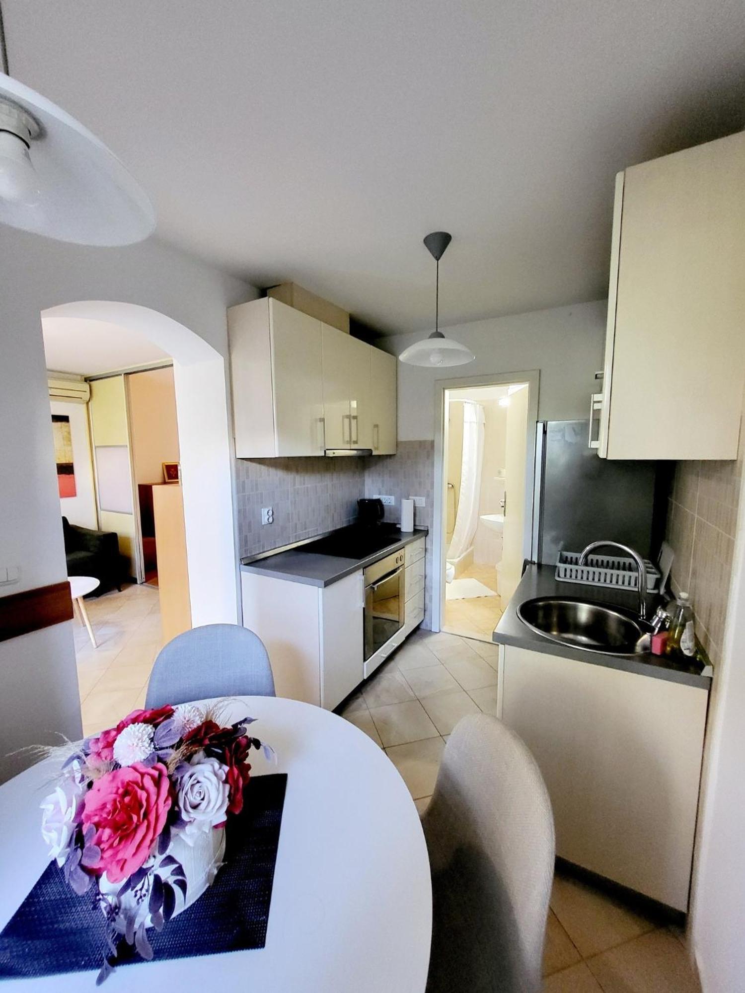 Green Terrace Apartment I Дубровник Екстериор снимка